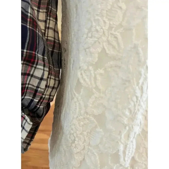 Taylor and Sage casual flannel with lace back plaid front size extra small - Picture 5 of 9